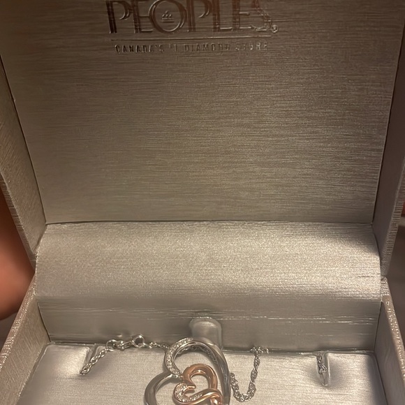Peoples Jewellers - Very lightly used Diamond Double Heart Pendant Necklace - Picture 4 of 5